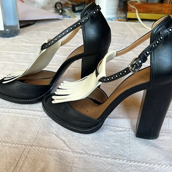 Ralph Lauren “Norah” Heeled Sandals Sz. 38.5 - Picture 4 of 10